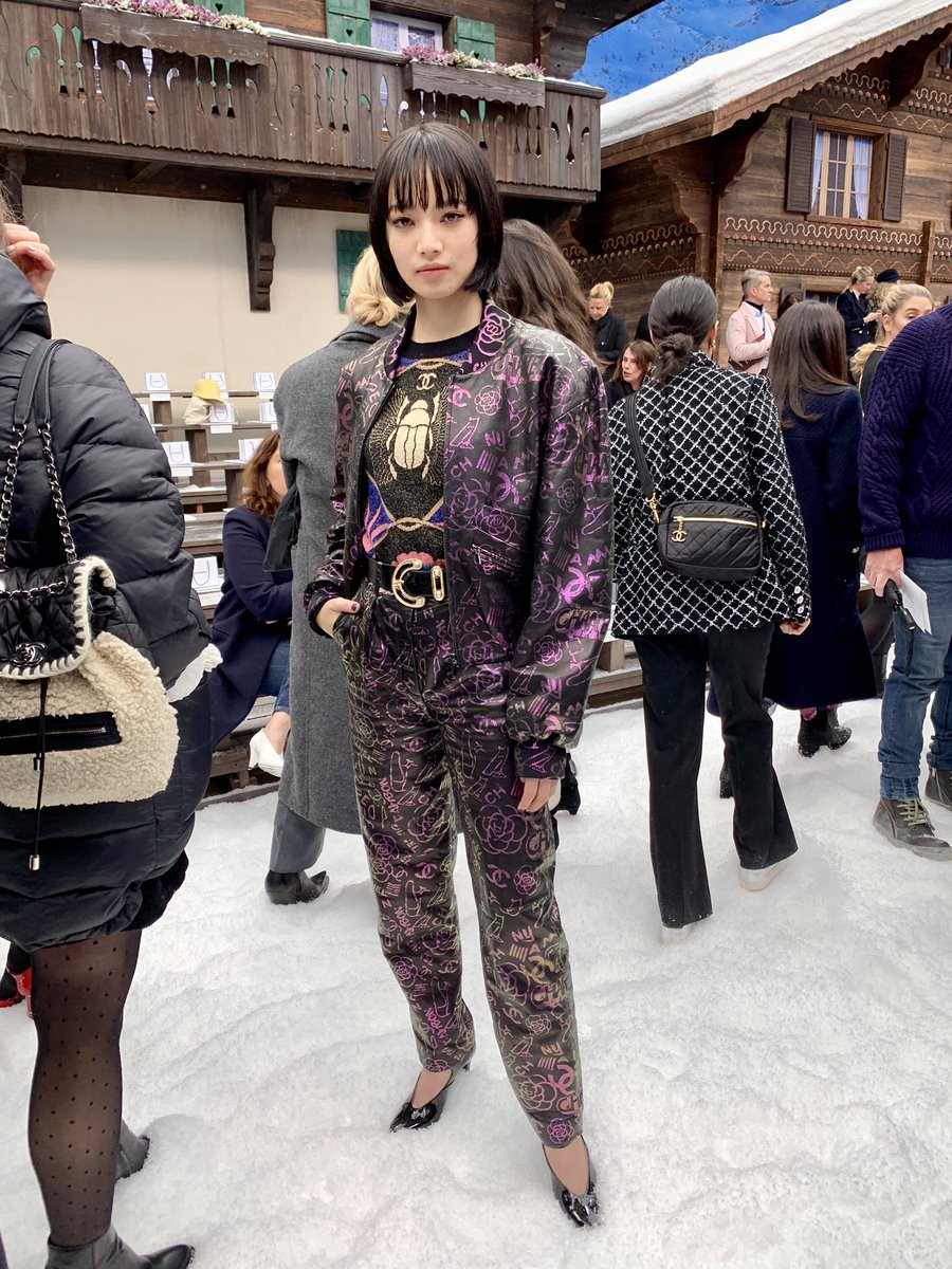 김튤립 小松菜奈 Chanel 19 Fw Chanelinthesnow Harper S Bazaar Taiwan 김튤립 小松菜奈 Chanel 19 Fw Chanelinthesnow Harper S Bazaar Taiwan