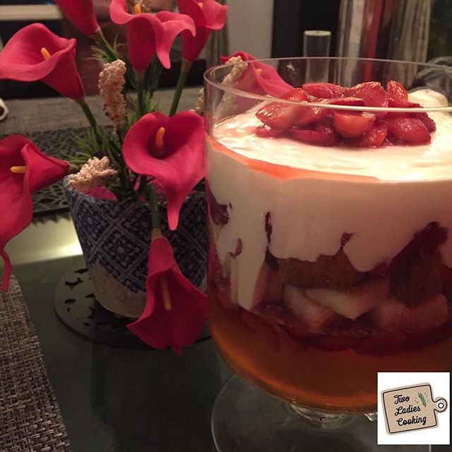 Glimpses of our ‘Spring Food Social’ held on 9March - Part 4
And this is how we end it 😎
Fresh Fruit Trifle .... 4 layers of delish 😋 
#twoladiescooking #foodsocial #punefoodlovers #foodsocialpune #spring #coloursofspring #homedining #homechefs #pune… ift.tt/2TyVqNR