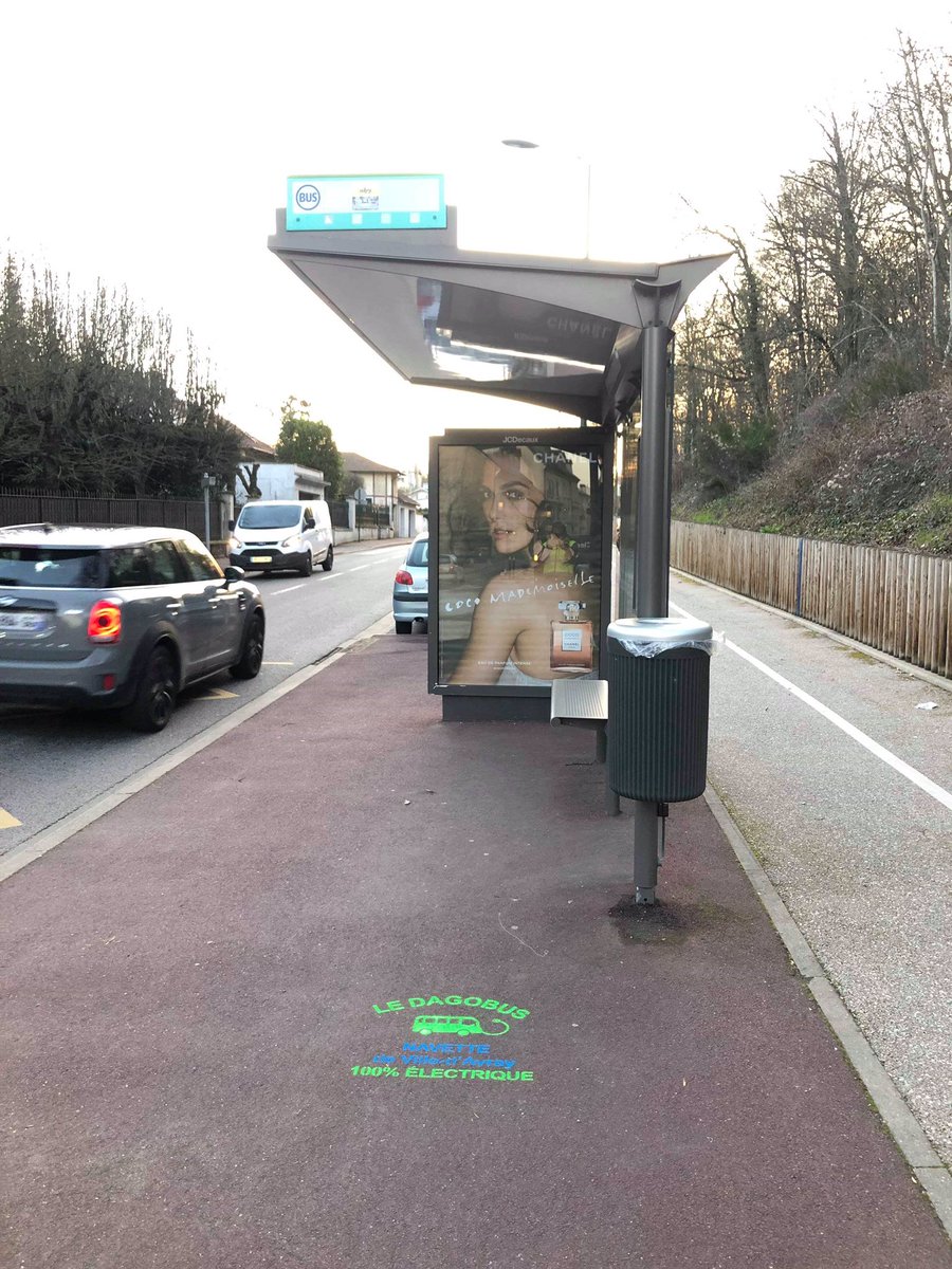 cleancomconseil's tweet photo. Le #dagobus, transport 💯 % électrique arrive à Avray!
#claytag #cleantag #cleancom #avray #dagobus #ecologie #communication #streetmarketing #transportelectrique https://t.co/GjUAivFih6