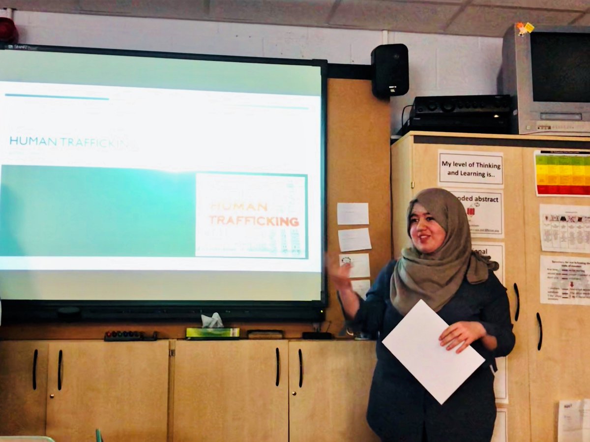 SocialImpactBPP's tweet photo. Fantastic to see our @lawnswoodschool Law Ambassadors deliver excellent Streetlaw presentations on human trafficking to our panel of judges from @BPPLeeds @BPPLawSchool and @SPB_Global ! Read more about it here - https://t.co/TlrP3zoaQQ #LawAmbassadorProgramme https://t.co/obh4qF0k2l
