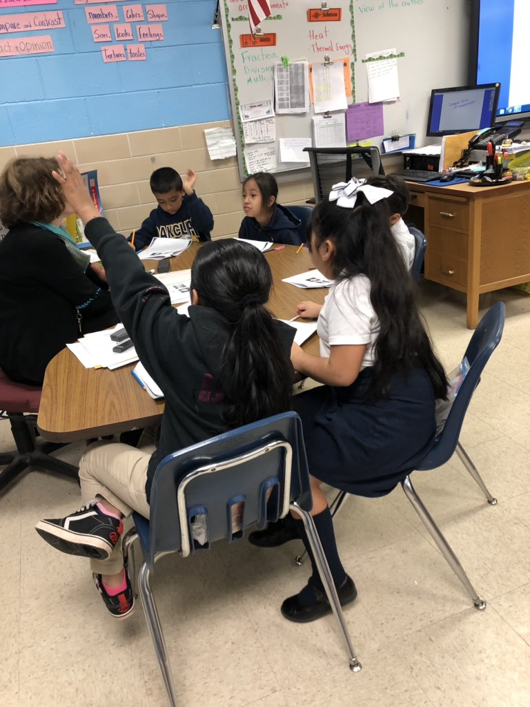 DonnaJatan's tweet image. @OakcliffES3151 Teachers are the best! #litlearning