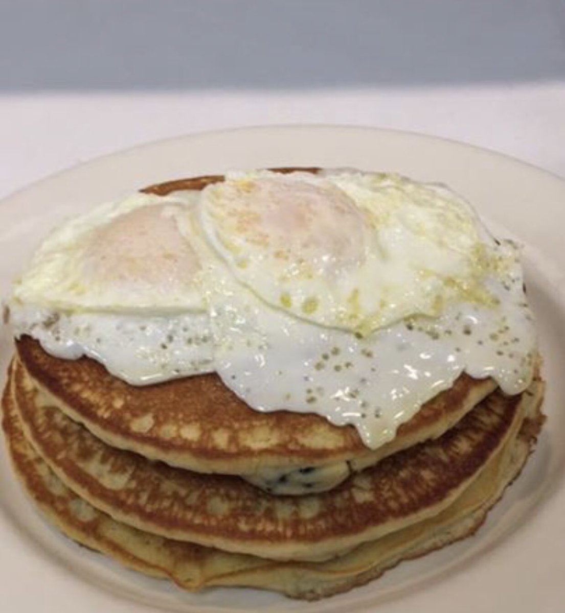 #DYK Destino’s serves breakfast until 10:30am every day! 
Treat yourself at Destino’s! 
Destino’s: destinossubs.com
#Destinos60 #gloucesterMa #CapeAnn