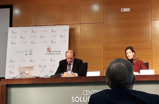 DigitelTS's tweet image. Hoy hemos estado presentes el #ForoBlockchain impulsado por el @_ITCL y con la colaboración del @empresasjcyl 

#BLOCKCHAIN nos permite llegar a generar #INNOVACIÓN y este tipo de disrupción para crear Nuevos Negocios y nuevas soluciones de #contrataciondigital