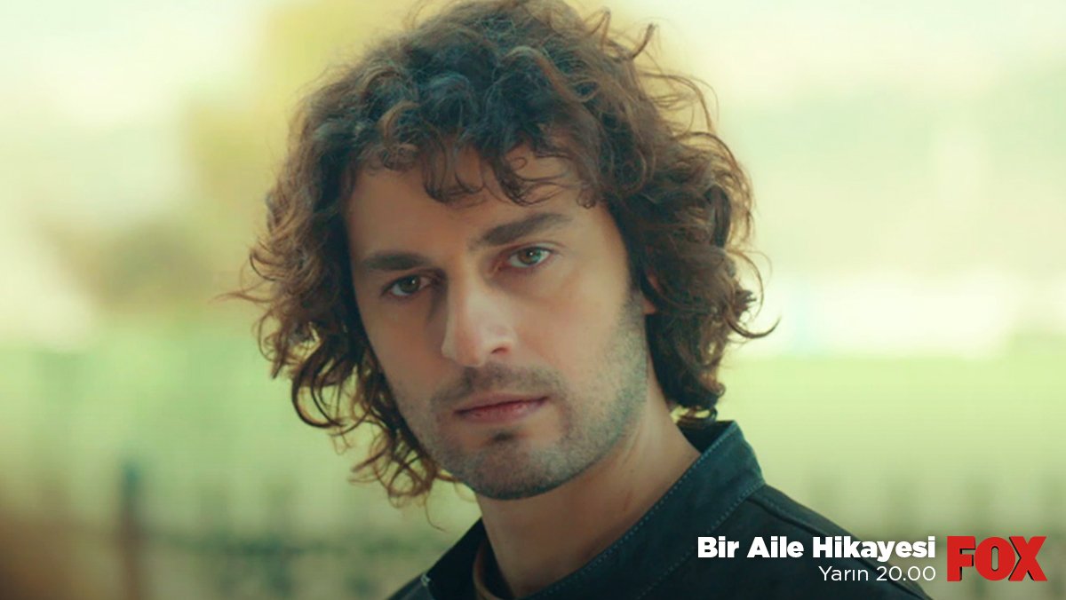 İsyanı dilden dile yayılan Berk, bu söylentilerin önüne geçebilecek mi? 👀 Yeni bölümden fotoğraflar için hemen tıkla! #BirAileHikayesi fox.com.tr/Bir-Aile-Hikay…