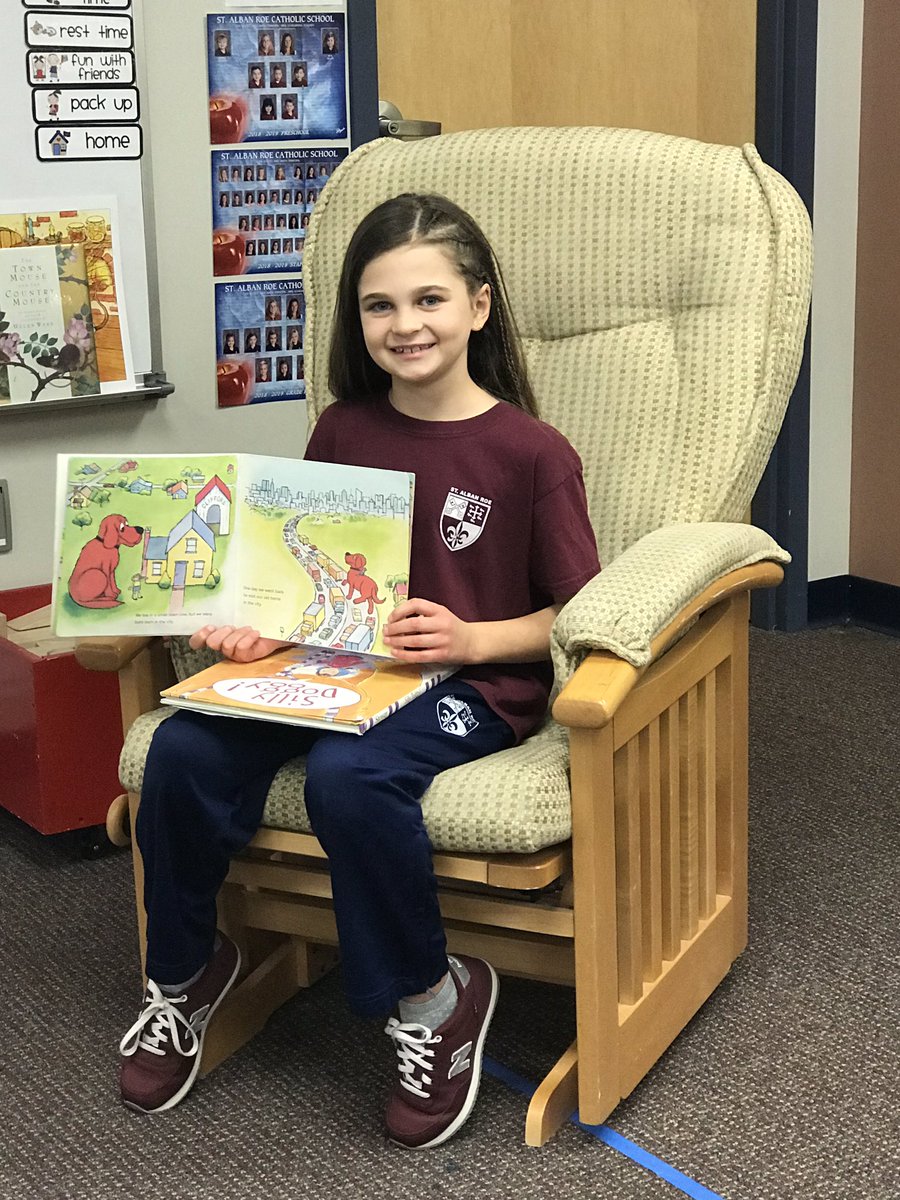 JanelleEch4's tweet photo. Thank you, Amelia Copple, for being our mystery reader this morning. #everyonewantsbebeacrusader #onlyatsar #jrk https://t.co/AMizd0BGXn