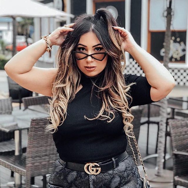 dadamitinguel's tweet image. Me prova, me enxerga, me sinta, me cheira...
E se deixa em mim...
——————————————-
Cabelo muso @bydollymagalhaes .
.
#tezzaapp #curvywomen #beautifulgirls #belezagg #plussizebrasil #plussize bit.ly/2u2FjsP