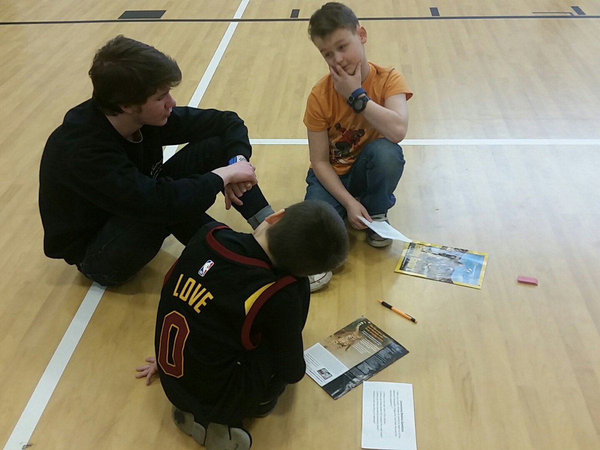 200SmithieDrive's tweet photo. GES 3rd graders meet this week with their 11th grade buddies to read! https://t.co/z1MpdfwoJi