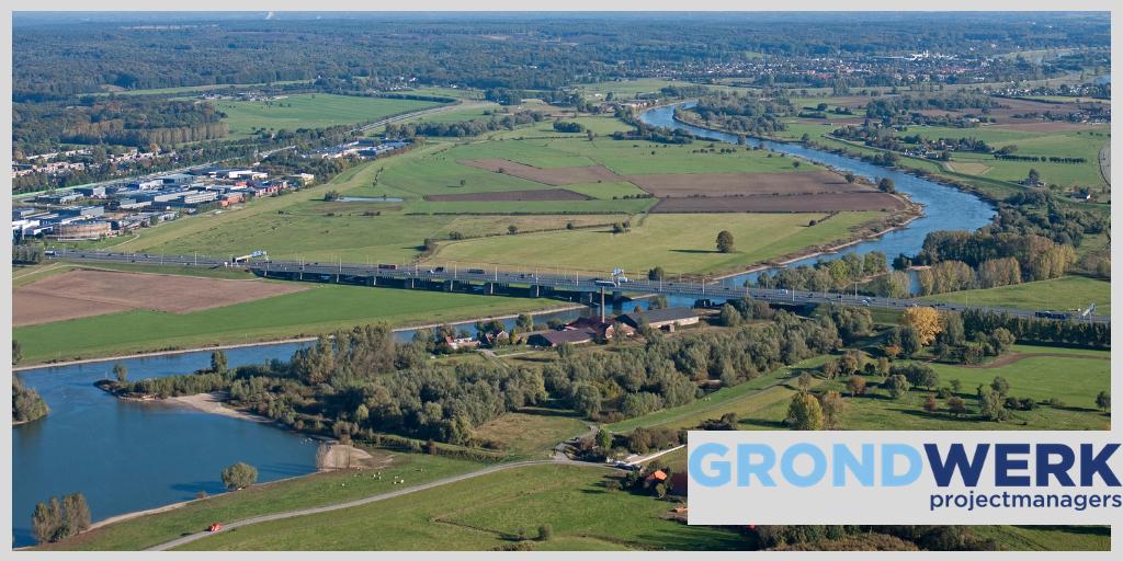 Grondwerkpm's tweet photo. Oplossingen voor stijgende water &amp; kansen voor economische welvaart combineren? Kijk eens naar: Rivierklimaatpark IJsselpoort.
Klik door naar https://t.co/ZeZS1qCz0j

#eenvoudincomplexiteit #projectmanagement #rivierklimaatpark #ijssel #geldersestreken
Foto: Fokko Erhart https://t.co/YwF1l0ZaWO