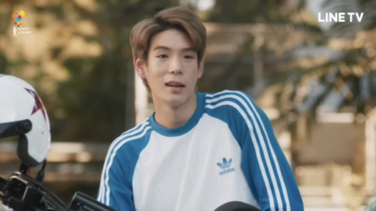 พี่แตงโมมาทีไรน้องเลิฟยิ้มได้ทุกที แบบนี้ไม่รักไหวหรอ น้องเลิฟ🧡🍉
#เลิฟโม
#GreatMenAcademyEP6
@JJksnp @jamyjamess https://t.co/hcyjISgpnb