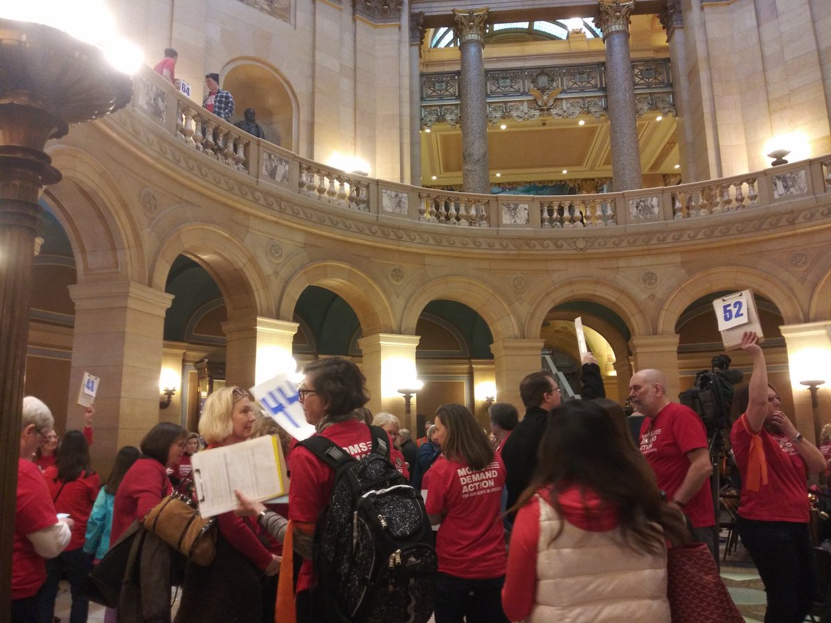 StudentActionMN's tweet photo. We are here at Advocacy Day!! #SDAMN #mnleg #AdvocacyDay2019 https://t.co/PGijOe4oBU