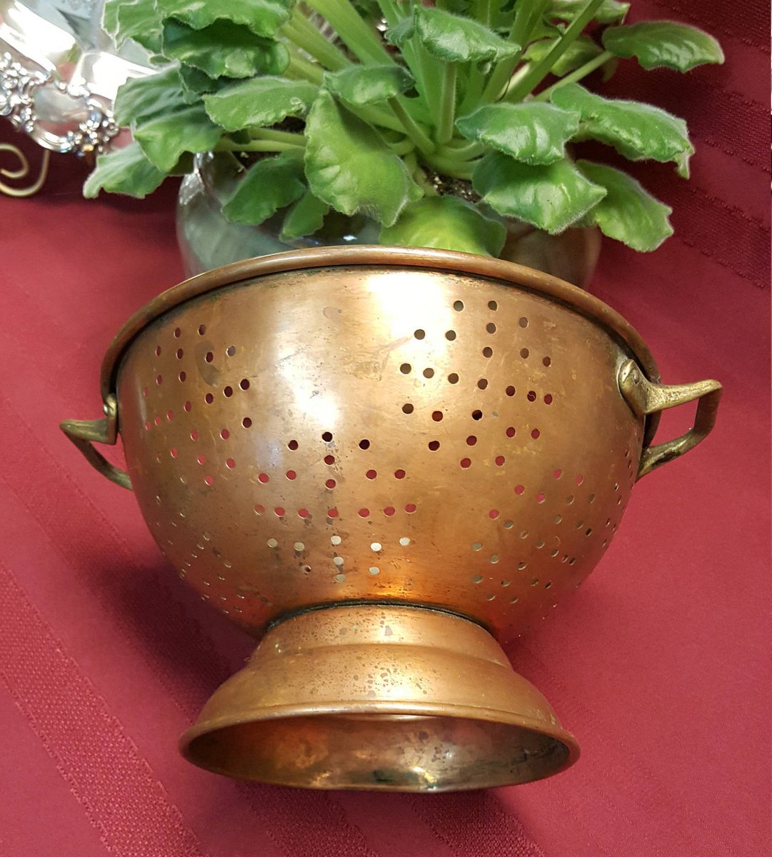 Lyn_Bluefish901's tweet photo. COPPER Brass Colander Vegetable Strainer, Vintage French Country, Farm Country, Rustic Shabby Chic, Kitchen Dining Bar Decor, TV Movie Prop https://t.co/Cd1jdIo7cR #AmazingFunVintage.etsy.com #Etsy #Vintage #CopperStrainer https://t.co/eDpS935a7Y