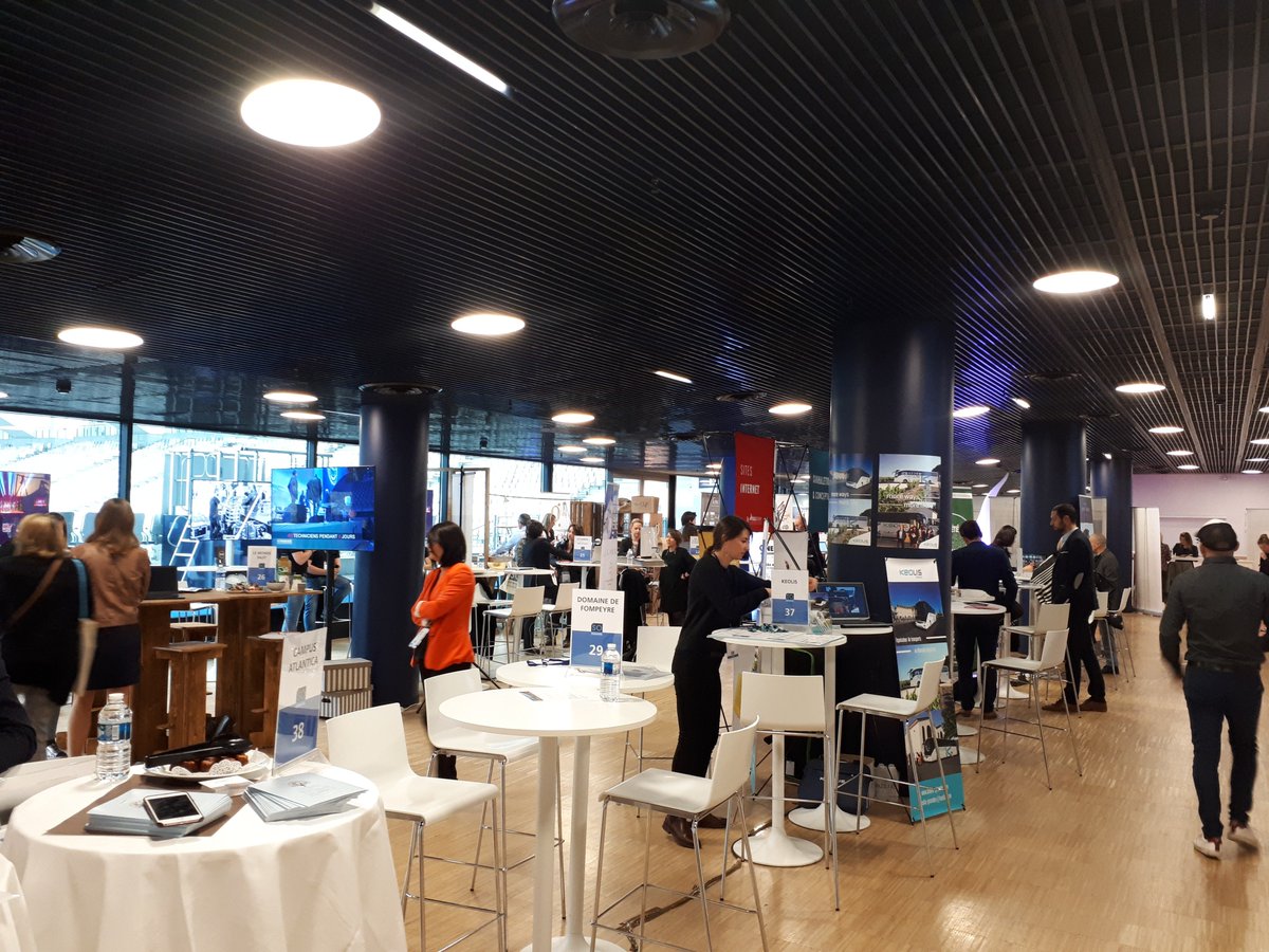 StadeAtlantique's tweet photo. Aujourd'hui et demain, le stade accueille le salon pro #SOEVENEMENTS ! 
Au programme : 160 exposants événementiels, des conférences, animations... 
RDV Stand 31 pour rencontrer notre équipe !
Infos ➡️ https://t.co/fkFuPsMq5e https://t.co/unUDzW0p50