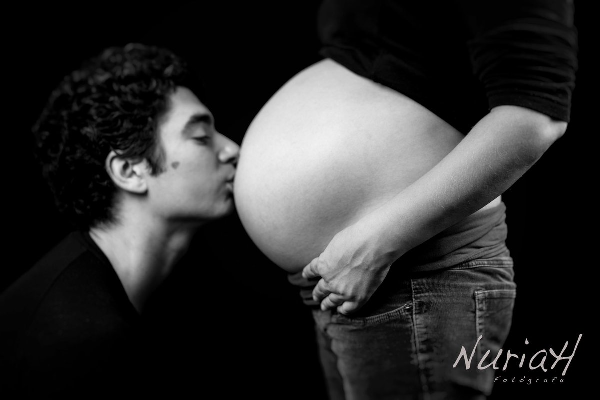 NuriaHFotografa's tweet photo. 🖤 Papá 🖤 Pare 🖤 Daddy 🖤 Papa
En les meves sessions de fotos tambè ells són els protagonistes.
#fotografiaembaras #fotografiaembarazo #babyonphotosessions #diadelpadre #daddysday #fotografia #embarazo #fotografiafamilia #embaras #diadelpare #lafamiliacreix #hellonuriah https://t.co/i0Z5g06A5f