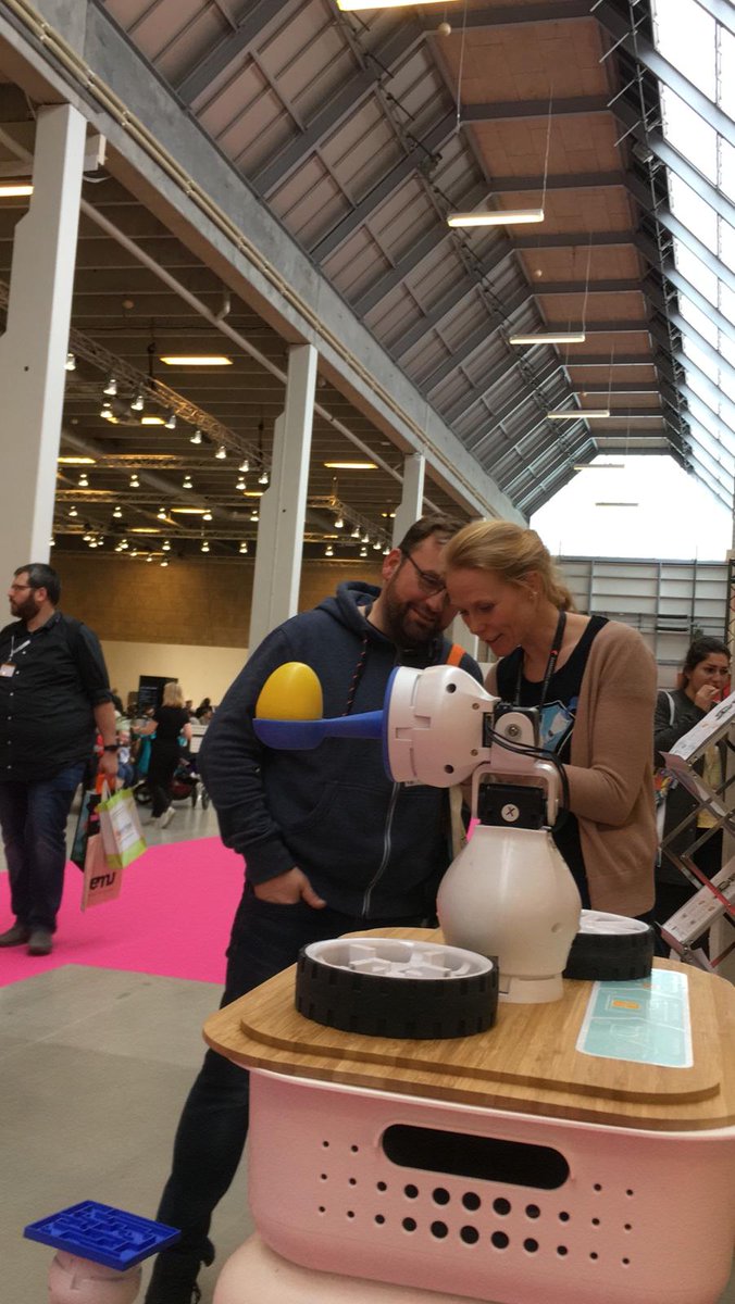 ShapeRobotics's tweet photo. Come and see us at stand 303 @laerfestdk Danmarks Læringsfestival all day today and tomorrow!
See Fable AND Fable Spin in action! 🤖👇
#fable #fablespin #DK #edtech #laerfestdk #laerfest https://t.co/czh9gtpOIO