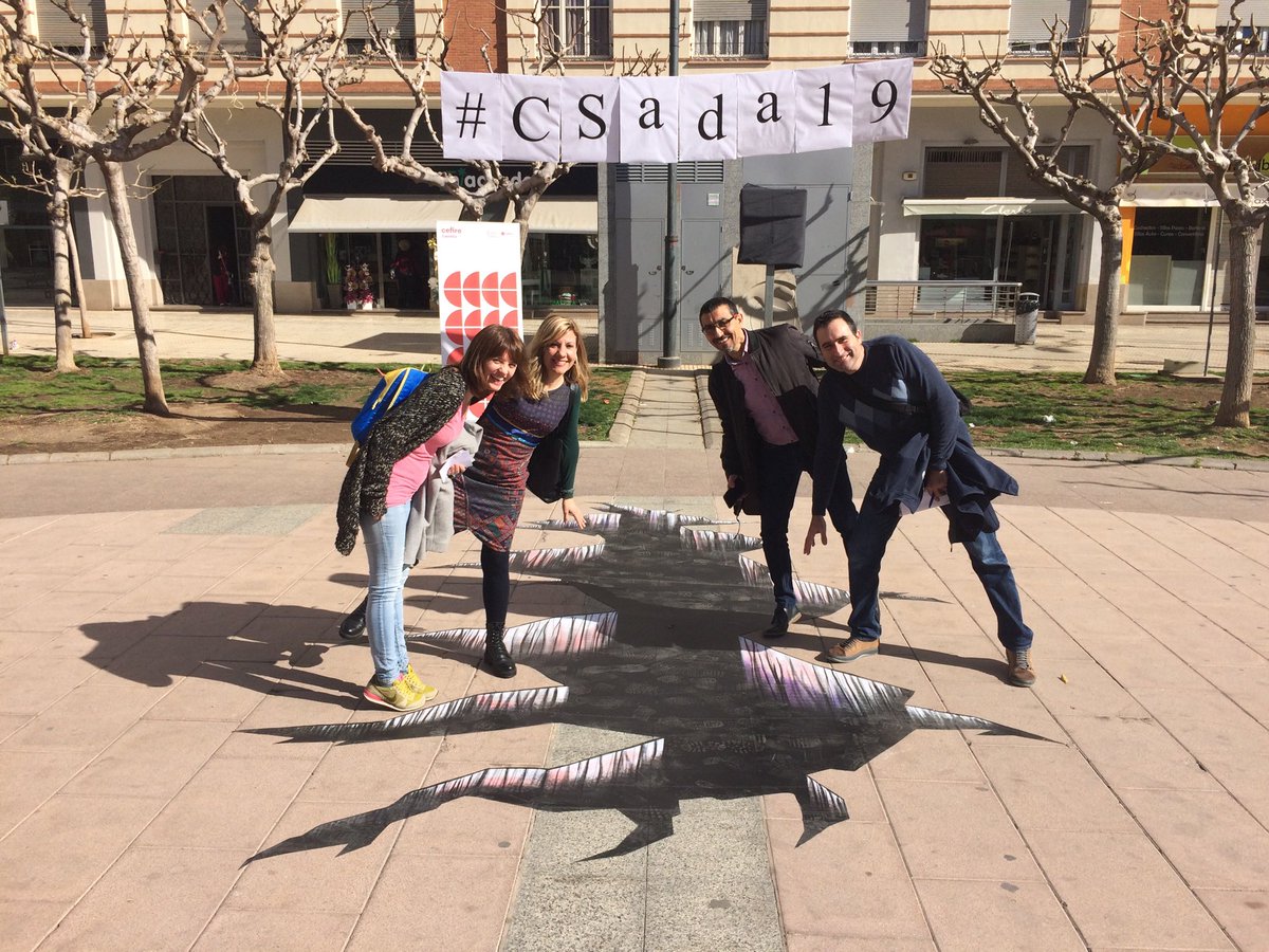 isahenares's tweet photo. Escletxa digital #CSada19 #CSada19IESBovalar con @tonisolano @fcolla2 @empiezaporlaA https://t.co/6LIOWvFgEC