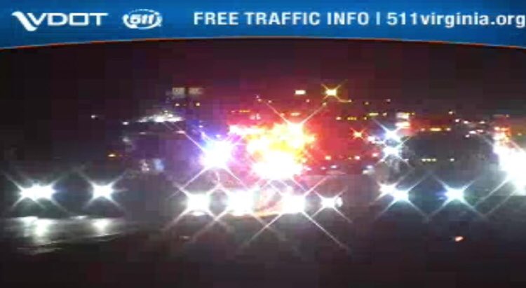 OliviaUgino's tweet image. .@CandiceNBC12 is following a crash on I-95 near Chippenham that has two lanes closed. Follow her for your #SmartRoute. @NBC12