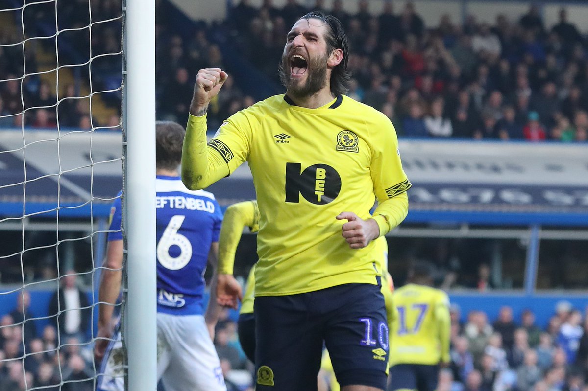 10betSports's tweet photo. Danny Graham: 51 goals for @Rovers and counting...

😍 Which one is your favourite?

#ForTheBettor #dannygraham #rovers 

🔞 https://t.co/UBZCEbQYi4 https://t.co/xqpEiSl293