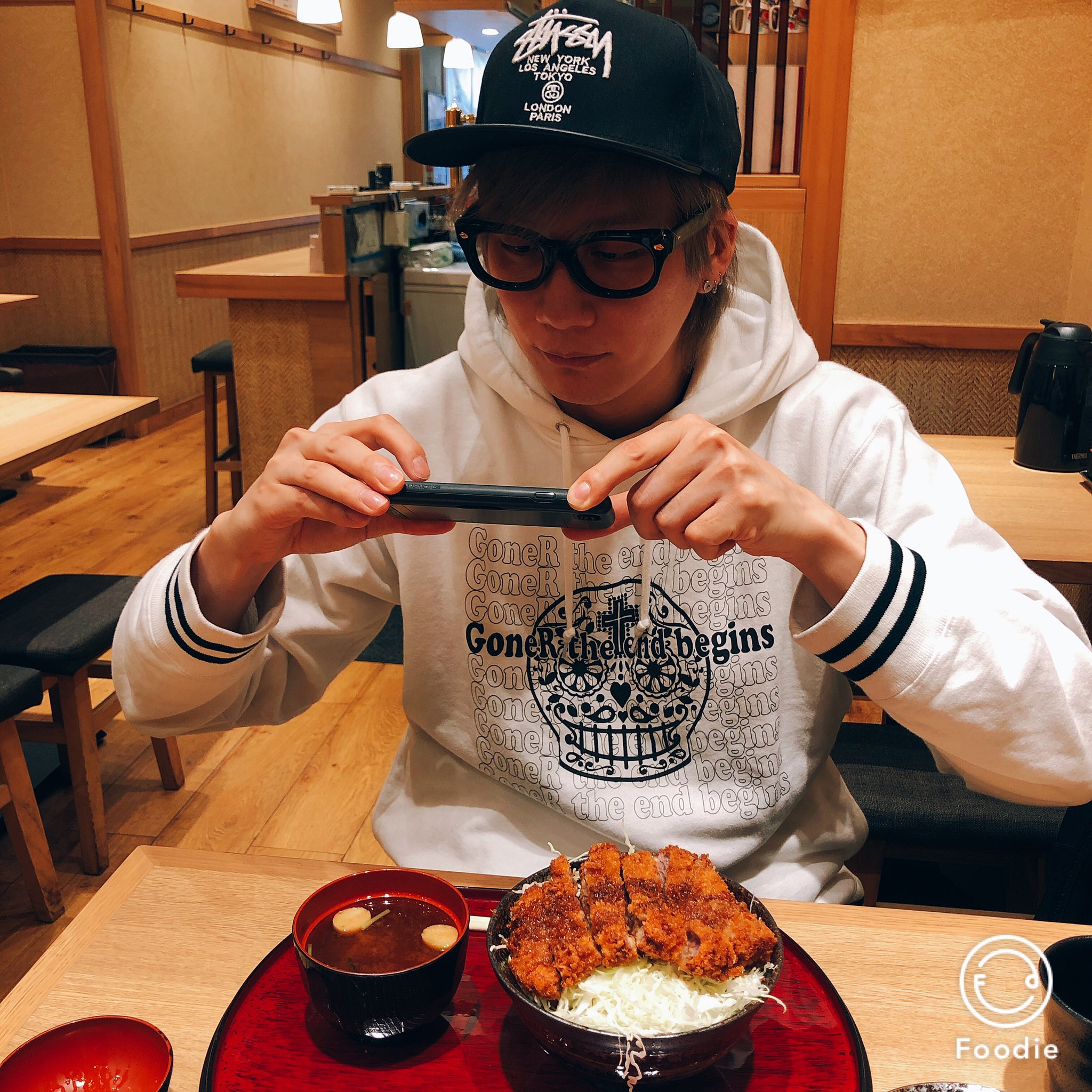 吉野裕行 インスタおじさん飯 ケイくん マネっこね ﾆﾋ T Co 0bzbqt8rf4 Twitter