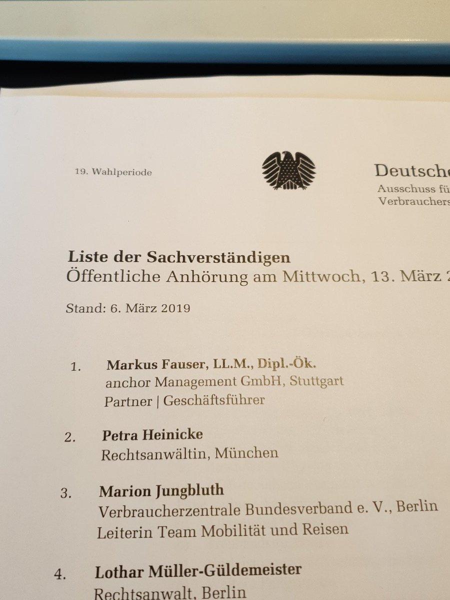 SteinekeCDU's tweet photo. Letzte Vorbereitungen zur Anhörung #Insovenz von #Airlines. Wir bilden als @cducsubt ein breites Spektrum ab und haben Gegner und Befürworter einer Pflichtabsicherung als Sachverständige geladen @JungbluthMarion für @vzbv @MSKBayreuth und @DtLuftfahrt für @bdlipresse https://t.co/gbIob2YrE6