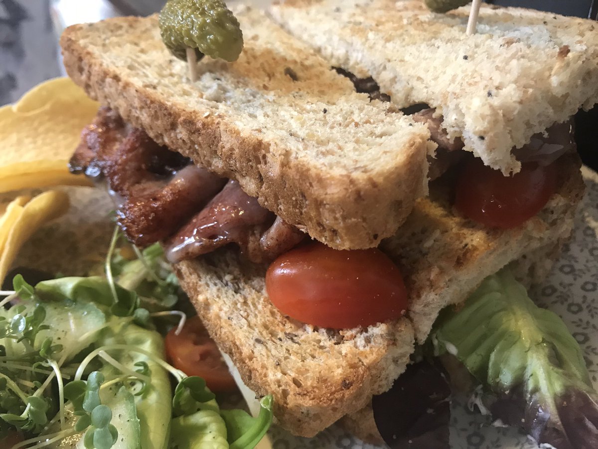 The Tea House tweet media