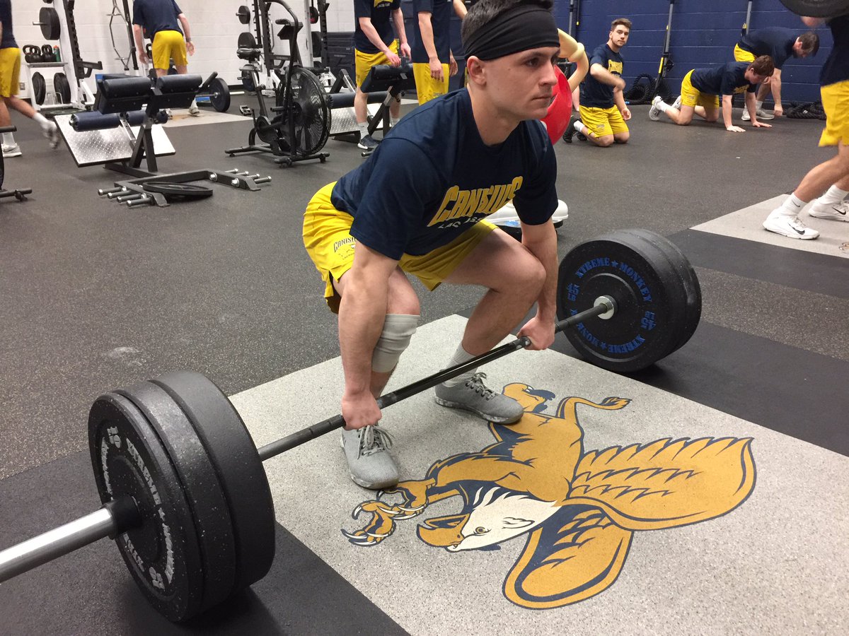GriffsAP's tweet image. What are your plans this morning?
Well we’re gonna power clean!#GoGriffs