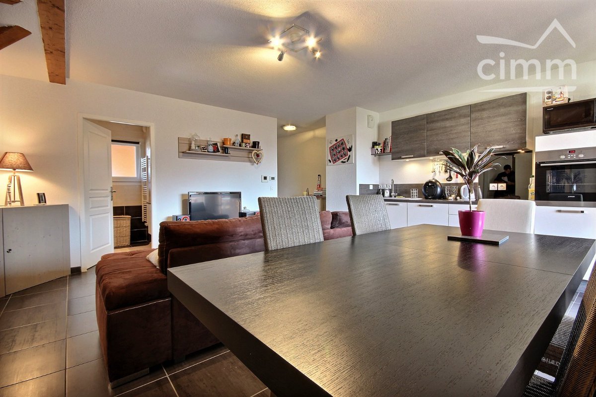 À vendre - Appartement à Marnaz (74) | 🏠 À vendre - Appartement à Marnaz (74)
 🛌 2 chambres
☀️ 1 terrasse tinyurl.com/yy33zx5j