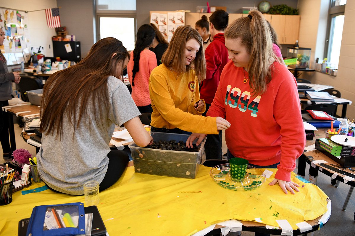 Boone_County's tweet photo. @BallyshannonMS's 7th grade Project Based Learning (PBL) Class is working on a Kindness Rocks project.  Research shows that  there is more depression and stress during the time period from... https://t.co/pvQPFVPnPw @dr_poe @JimDetwiler1 @jlvw76 @BcsHappiness https://t.co/HsohukVidX