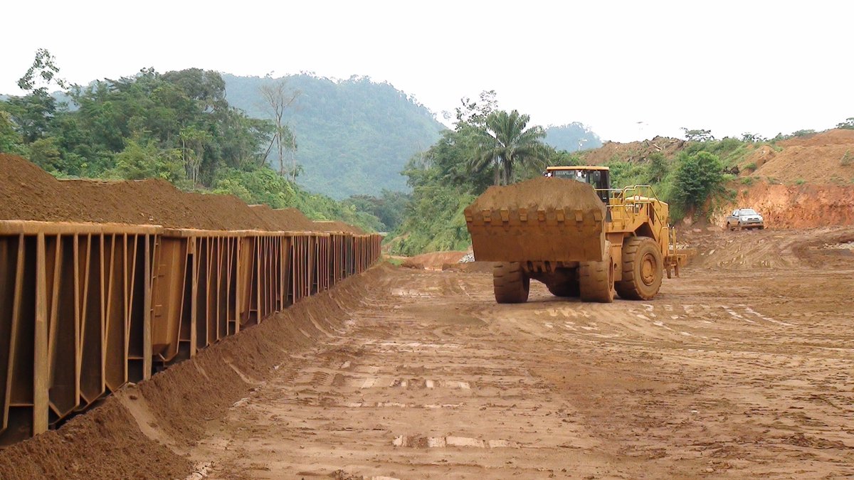 MrMahama_ENP's tweet photo. Some pictures of Engineers and Planners at work. We have all the power within us to change our country and continent! #MininginAfrica #MininginGhana #ENP #Ghana https://t.co/LePAkXK1ft