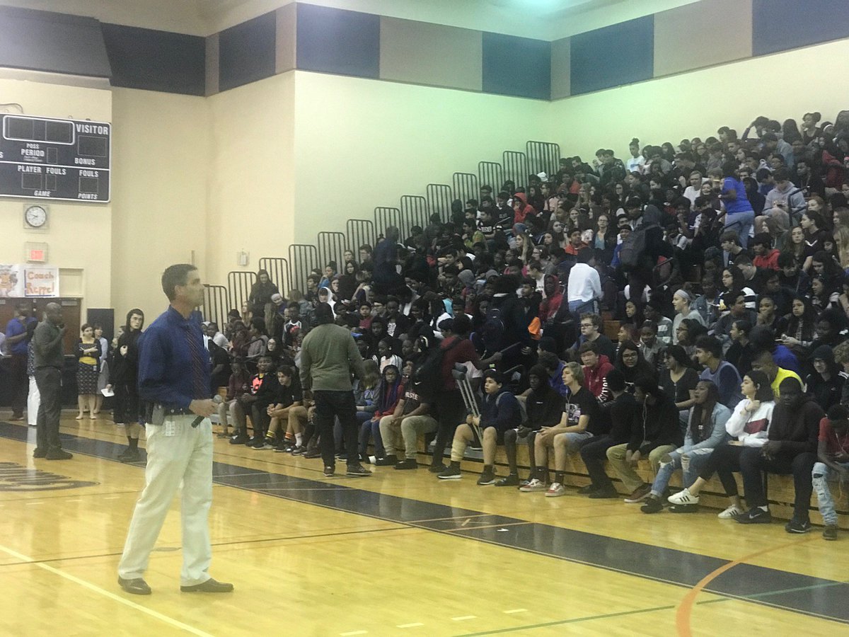 PalmBeachGardensHS tweet media