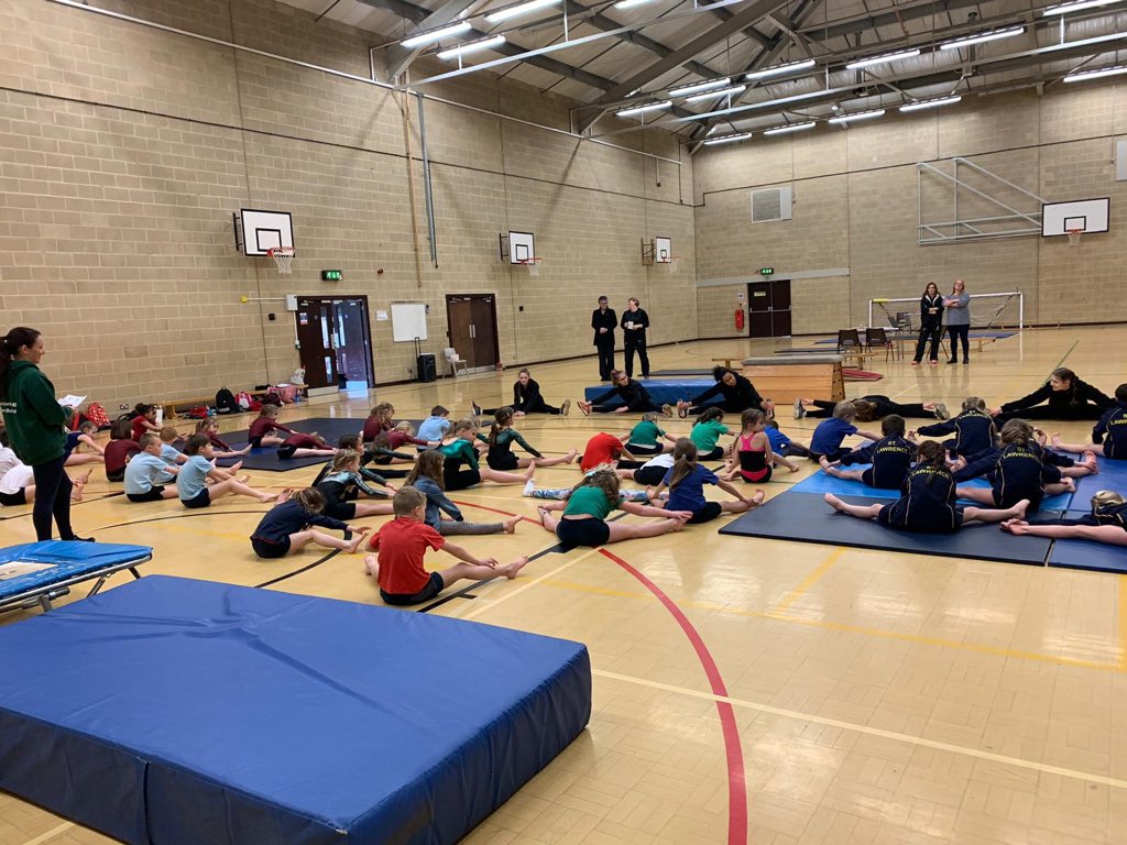 Powells_PE's tweet photo. Great morning so far at the Key Step Year 1 and 2 Gymnastics Festival @Kingshill_PE 🤸🏼‍♀️🤸🏼‍♂️ https://t.co/qwfgACvctw