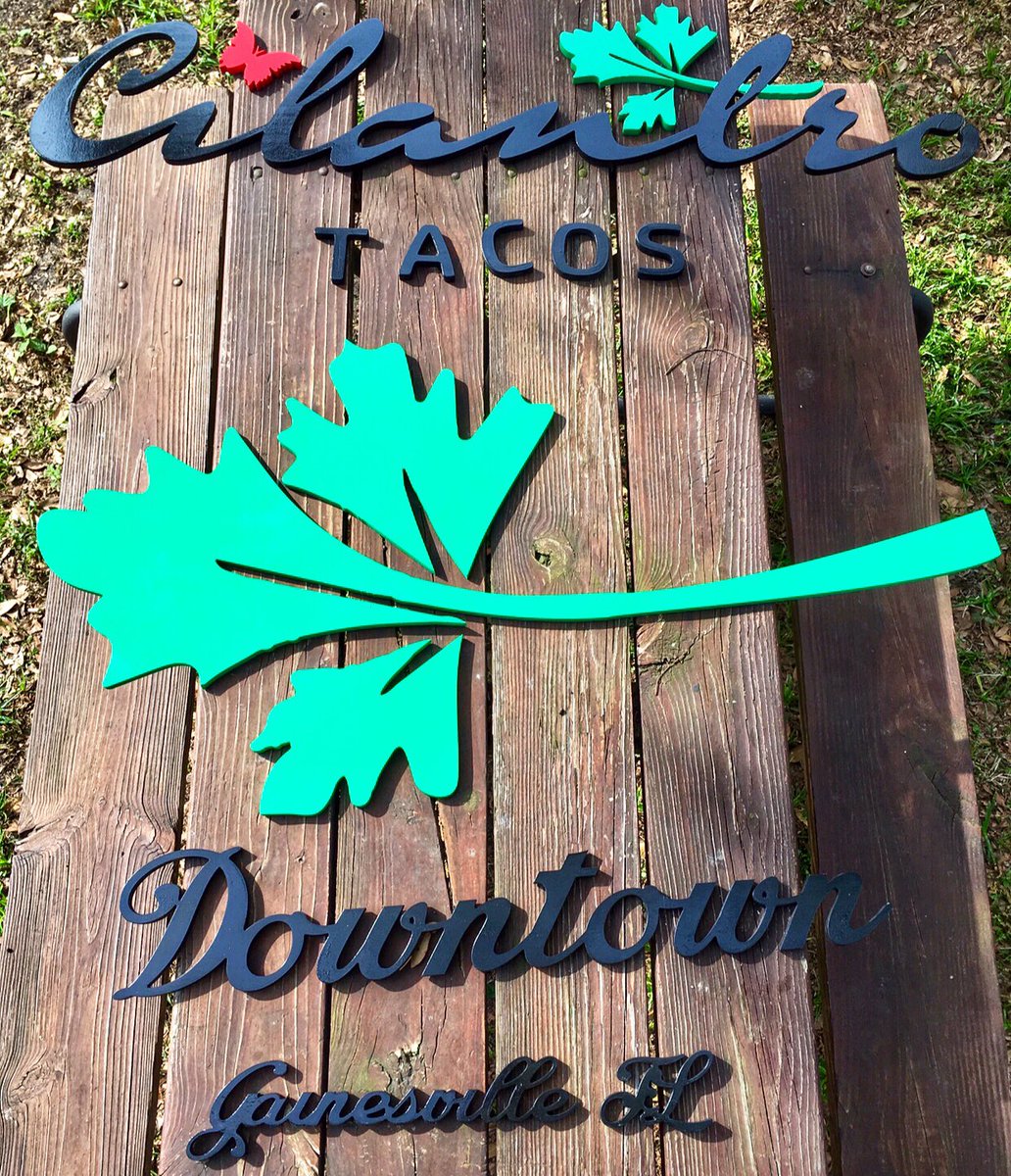 SublimeTacosGNV's tweet photo. ...
.
#CilantroTacosDTGNV ๐ฟ
.
.
.
#MiniFoodTrailer #Gainesville #CilantroTacos #CilantroTacosGville #CilantroDTGNV #4thAveFoodPark https://t.co/qGJaW2nmf9