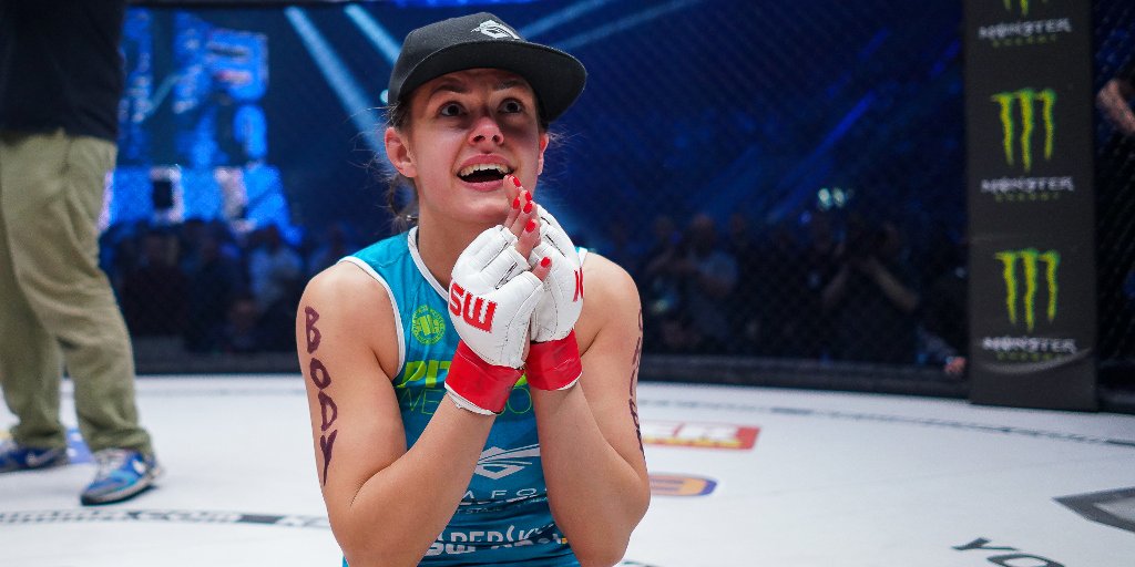 KSW_MMA's tweet photo. .@KOwczarz was a participant in the Mexican boxing reality show "Reto de campeonas". #KSWFacts #KSW47
Watch her 2nd MMA fight live around the world on https://t.co/P3HqdhnBOS https://t.co/FXvNnuJX9Y