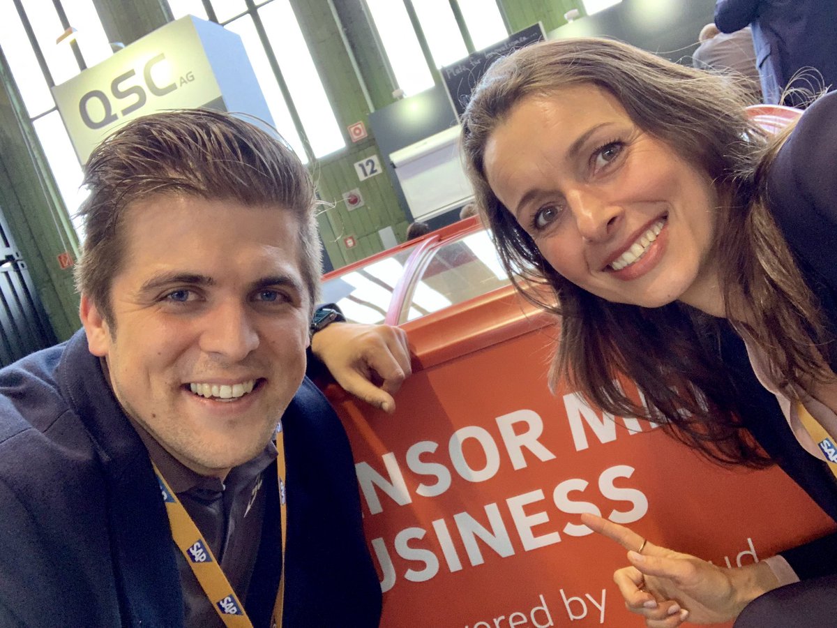 StanjaMW's tweet photo. Digitalisierung einfach machen mit @QSCAG und #sensormeetsbusiness auf der #SAPNOW Berlin. @SAPLeonardo IoT Showcase einfach und verständlich erklärt. Heute und morgen life - oder online hier: https://t.co/m967xYsAZe We ❤️ to see you🍦#QSCsap #QSCiot https://t.co/BYxzlz9zCg