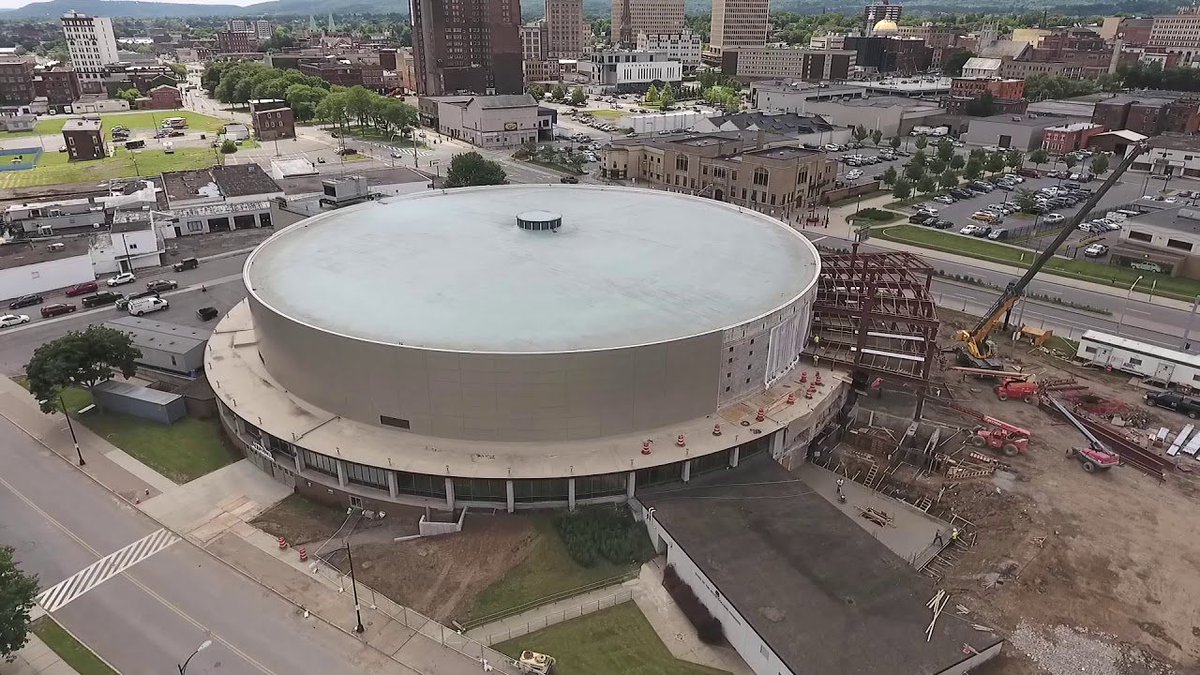 lemieuxdavid's tweet photo. 38 years ago today @GratefulDead played Utica Memorial Auditorium in Utica, NY. https://t.co/ceOeODZeSb