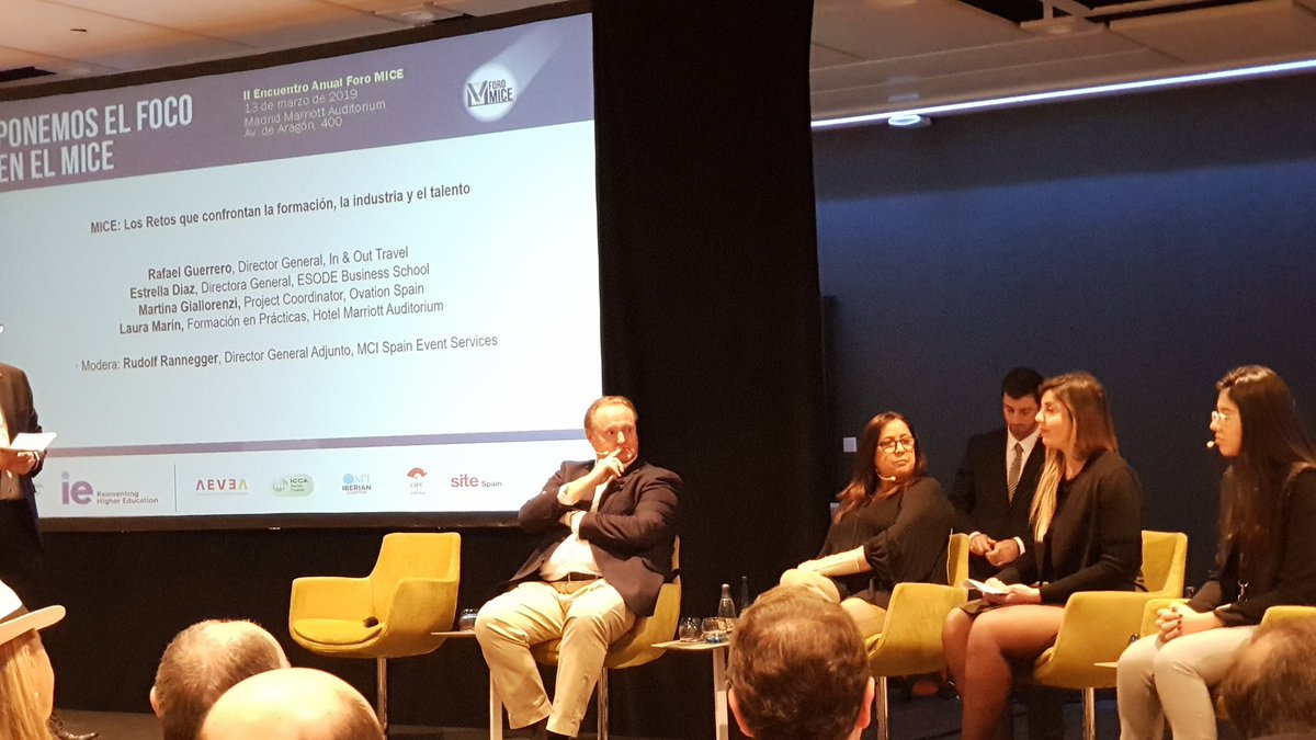 Rudolf Rannegger de <a href="/MCISpain/">MCI Spain</a> dirigiendo la mesa redonda "Los Retos que confrontan la formación, la industria y el talento" Rafael Guerrero <a href="/inout_events/">In Out events</a> Martina Gianllorenzi <a href="/OvationDMC/">Ovation Global DMC</a> Spain, Estrella Diaz @Esode Laura Marín <a href="/hotelauditorium/">Marriott Auditorium</a> <a href="/opcspain/">OPC España</a> <a href="/AEVEA_eventos/">AEVEA</a> <a href="/SpainDMCs/">SpainDMCs</a>