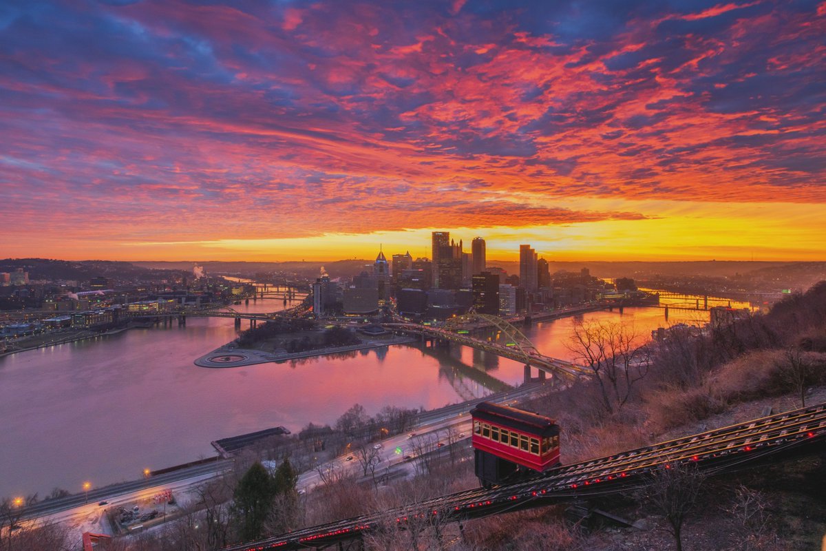 DaveDiCello's tweet photo. What a way to start the day.  The sunrise in #Pittsburgh this morning was absolutely incredible, with pinks, yellows, oranges, reds and blues all stretching across the sky and reflecting in the rivers. Made for a jaw-dropping view. Can't wait to get a huge print of this one. https://t.co/n2E2arUBOH