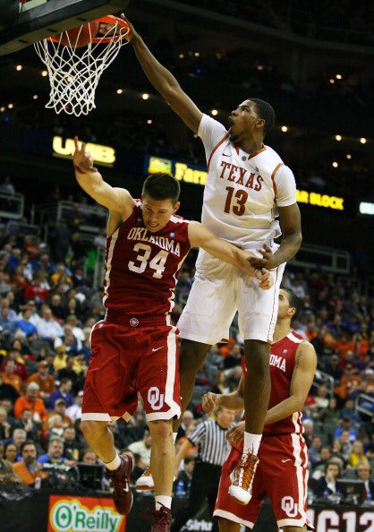 Happy 28th birthday Tristan Thompson! 