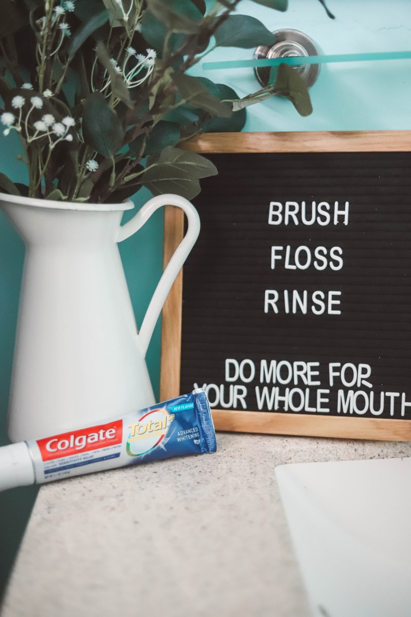 greta_hollar's tweet image. #AD Ask people they think of when they meet me, most say my smile. My secret? @Colgate Total Advanced Whitening Toothpaste at @Walmart​. I'm sharing my smile story in today #DoMoreForYourWholeMouth #ColgatePartner #CollectiveBias
gretahollar.com/my-smile-story…