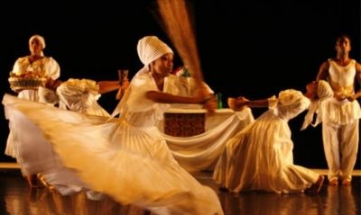 The <a href="/globeandmail/">The Globe and Mail</a> calls this Toronto-based dance collective “a company that makes you sit up and take notice for all the right reasons.” Learn more about how <a href="/COBAdance/">COBA Canada</a> is connecting classic African dances to modern audiences. ow.ly/74QZ50n0dqY
