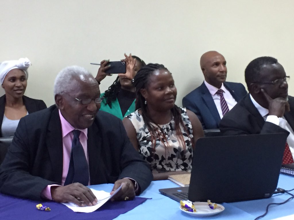 guillougeek's tweet photo. Very good discussion about #ClimateChange adaptation with Pr #Wandiga and Pr #Olago and colleagues from the Center for Science and Technology Innovations #university of #Nairobi @Cirad @Ird @Agreenium @icca_uon https://t.co/wKcdpkXYkB