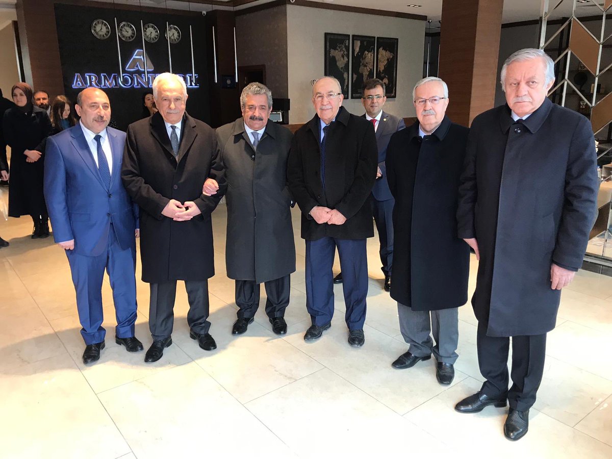 Hukuk Fakültesinden arkadaşım Eski içişleri Bakanı Murat Başeskioğlu,Meclis Başkan vekili Celal Adan,Adalet komisyonu başkanı Hakkı Köylü ile Kastamonu mitinginden önce