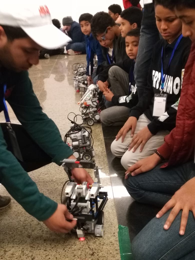 IdeasGym's tweet photo. 4th Egyptian Robot challenge
#Ideasgym #Robot_challenge #Robot_sumo #SUMO #Robotics #Robot2019 #Line_follower_Robot https://t.co/K9jLjel8MX