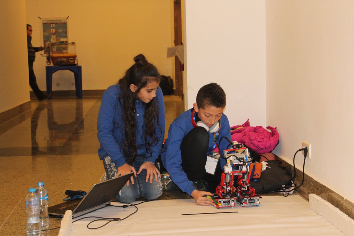 IdeasGym's tweet photo. 4th Egyptian Robot challenge
#Ideasgym #Robot_challenge #Robot_sumo #SUMO #Robotics #Robot2019 #Line_follower_Robot https://t.co/K9jLjel8MX