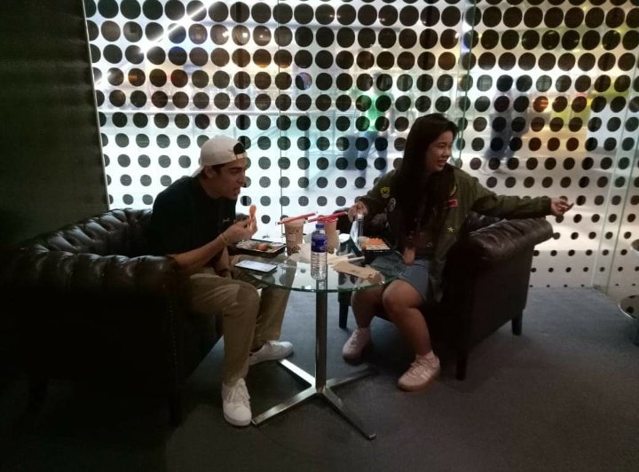AgingGracefull3's tweet photo. Kanina parang bunsong kapatid Ng sailors si @itsmeMarcoG na umuwi sa bahay ..napakahumble nya tulad ni Vi @vivoree ..Kaya Mahal nmin ang Marvoree

#LabanMARVOREE https://t.co/dj3BbZTQ3j