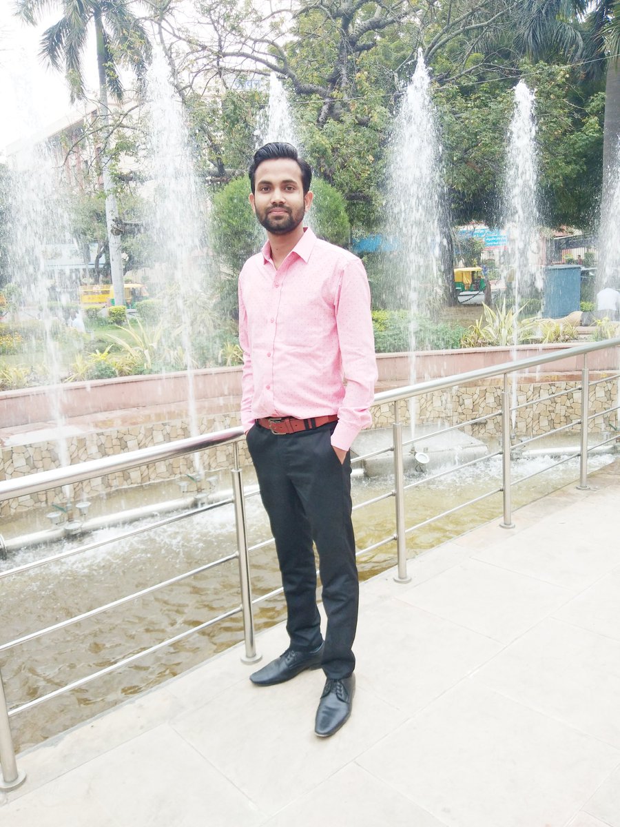 ML_Jaiswal's tweet photo. √ #Wonderful #_Day for me 👍🌺🌼लगता था #ज़िन्दगी को बदलने में #वक़्त लगेगा. . पर क्या पता था बदलता हुआ #वक़्त #ज़िन्दगी बदल देगा.!!! https://t.co/0FAQGMOCqk