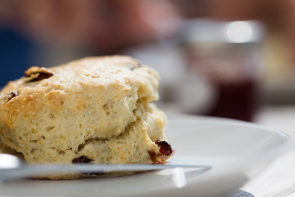 HayloftCafe's tweet photo. With Spring just around the corner and The Hayloft nearing opening for Easter, why not book an Afternoon Tea for you and a group of friends.
Call us on 01305 820918
#afternoontea #creamtea #hurryupspring
#friends #teanandcake #teaandscones
#springafternoon #happywednesday https://t.co/F80I0F2kXb