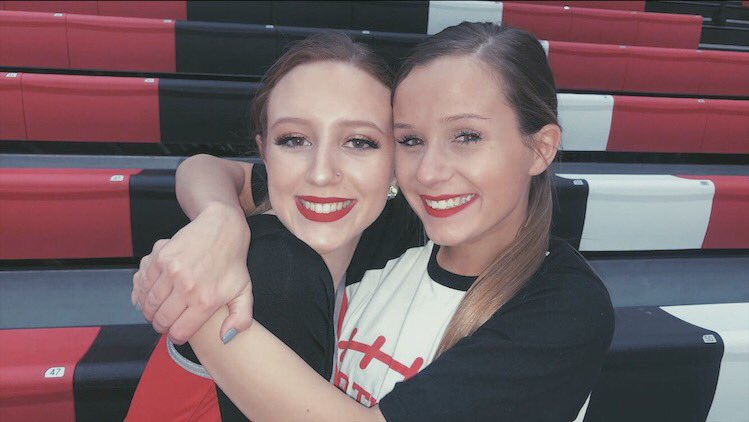 ciaranicole02's tweet photo. happy birthday @ally_wonnell 💕 i literally love you sm and i’m so happy to call you my best friend!!!!:)) i miss you and can’t wait to see you when you get back from mexico!!! https://t.co/40WJDP8YuI