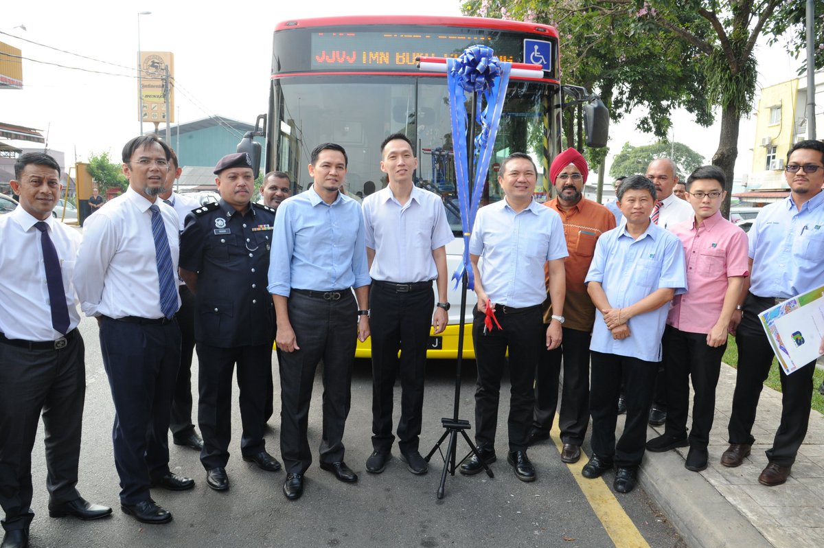 SJcitycouncil's tweet image. Sekitar Majlis Perasmian Perkhidmatan Bas Smart Selangor MPSJ bagi laluan baru SJ 05 yang telah dirasmikan oleh YB Tuan Ng Sze Han, Pengerusi Jawatankuasa Tetap Kerajaan Tempatan, Pengangkutan Awam &amp;amp; Pembangunan Kampung Baru Negeri Selangor pd 11/03/2019.

#mpsj
#bassmartselangor