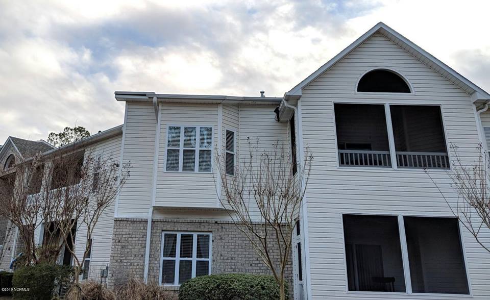 NetworkWilm's tweet photo. Beautiful &amp; meticulously maintained unit in Rivers Edge. 2 Bedroom, 2 Bathrooms, 1,400 square feet. This 2nd-floor end unit features an open floor plan with spacious living room and gas log fireplace. $152K
https://t.co/wjWtz3uZ8H https://t.co/TOFyaqO5Qt