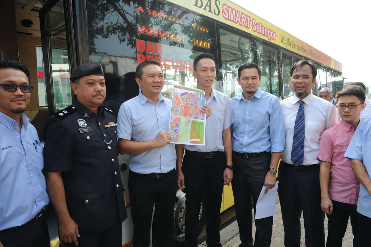 SJcitycouncil's tweet image. Sekitar Majlis Perasmian Perkhidmatan Bas Smart Selangor MPSJ bagi laluan baru SJ 05 yang telah dirasmikan oleh YB Tuan Ng Sze Han, Pengerusi Jawatankuasa Tetap Kerajaan Tempatan, Pengangkutan Awam &amp;amp; Pembangunan Kampung Baru Negeri Selangor pd 11/03/2019.

#mpsj
#bassmartselangor